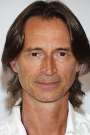 Robert Carlyle